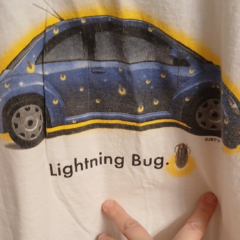 Gildan Cream T-Shirt with Blue Car and Yellow Accents - Picture 2 of 8